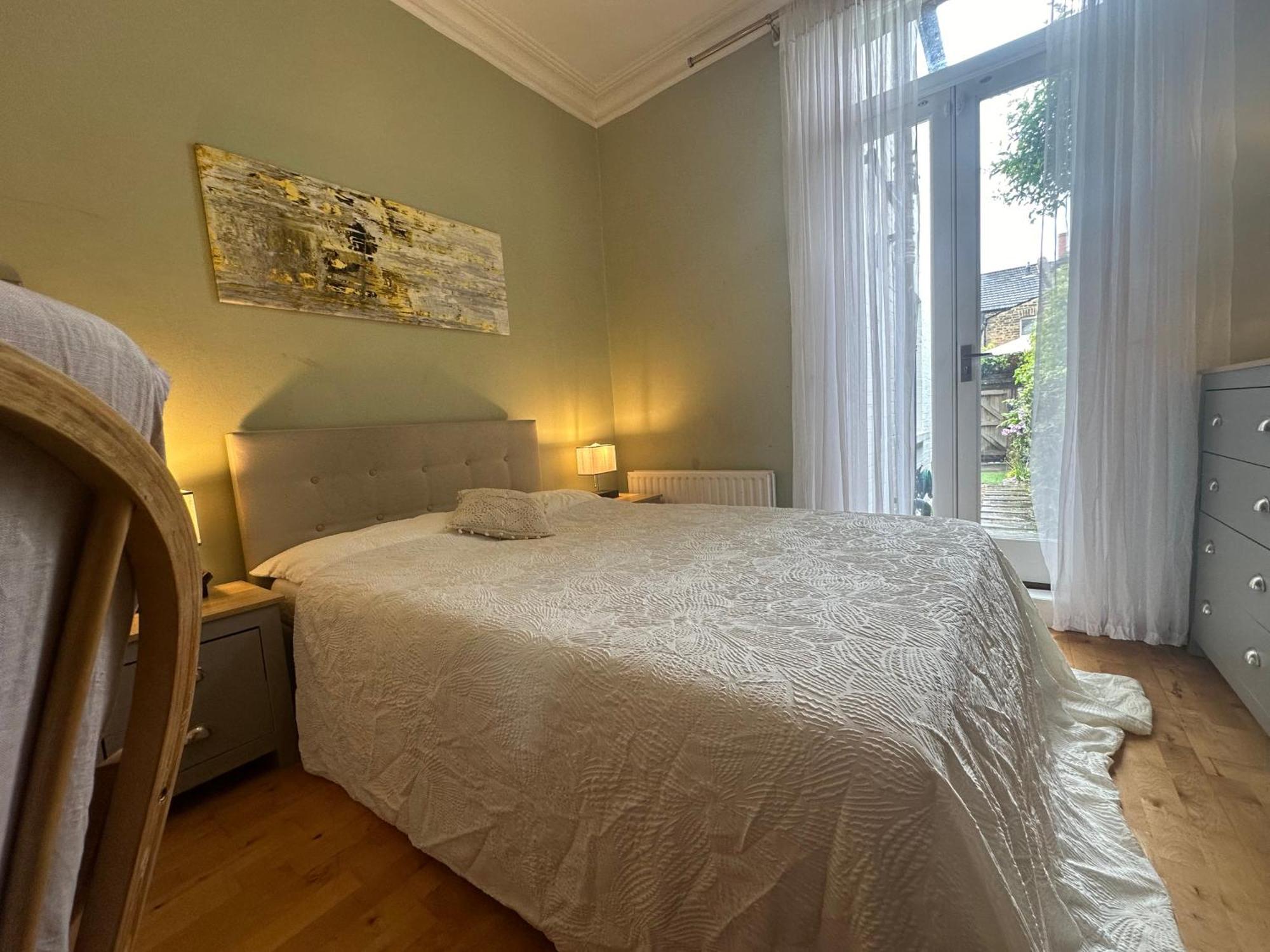My Sky Secret Garden 1 Bedroom Londra Exterior foto