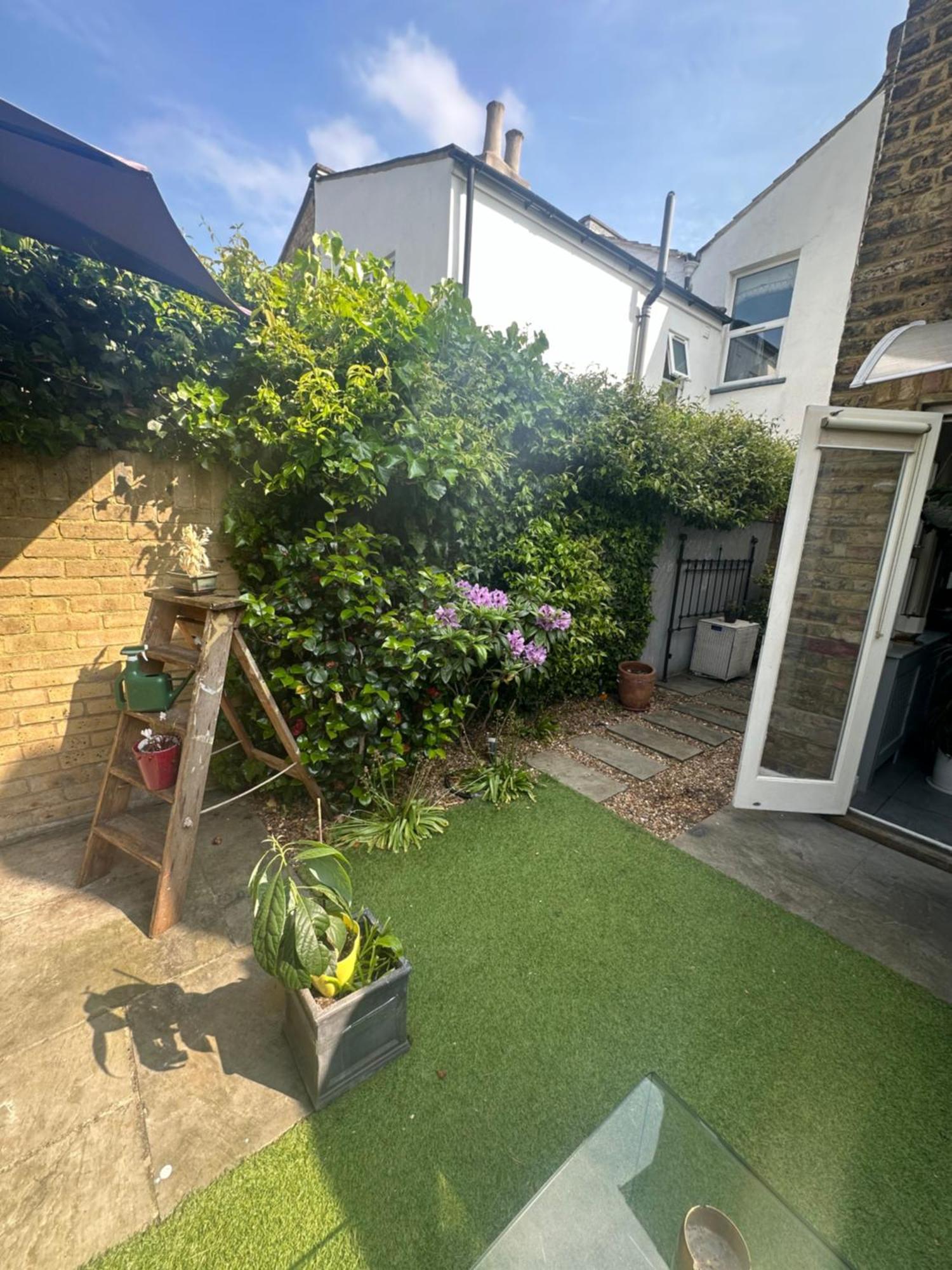 My Sky Secret Garden 1 Bedroom Londra Exterior foto