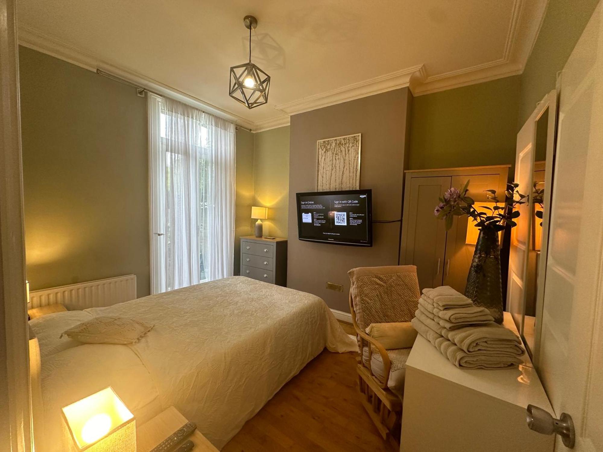 My Sky Secret Garden 1 Bedroom Londra Exterior foto