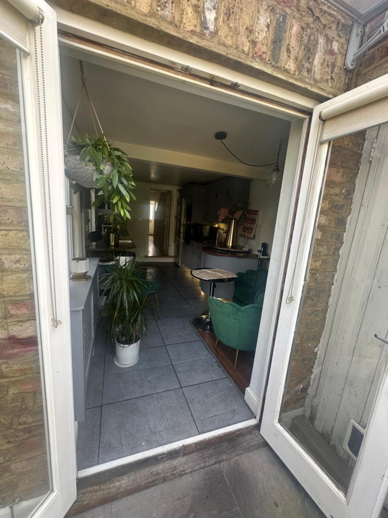My Sky Secret Garden 1 Bedroom Londra Exterior foto